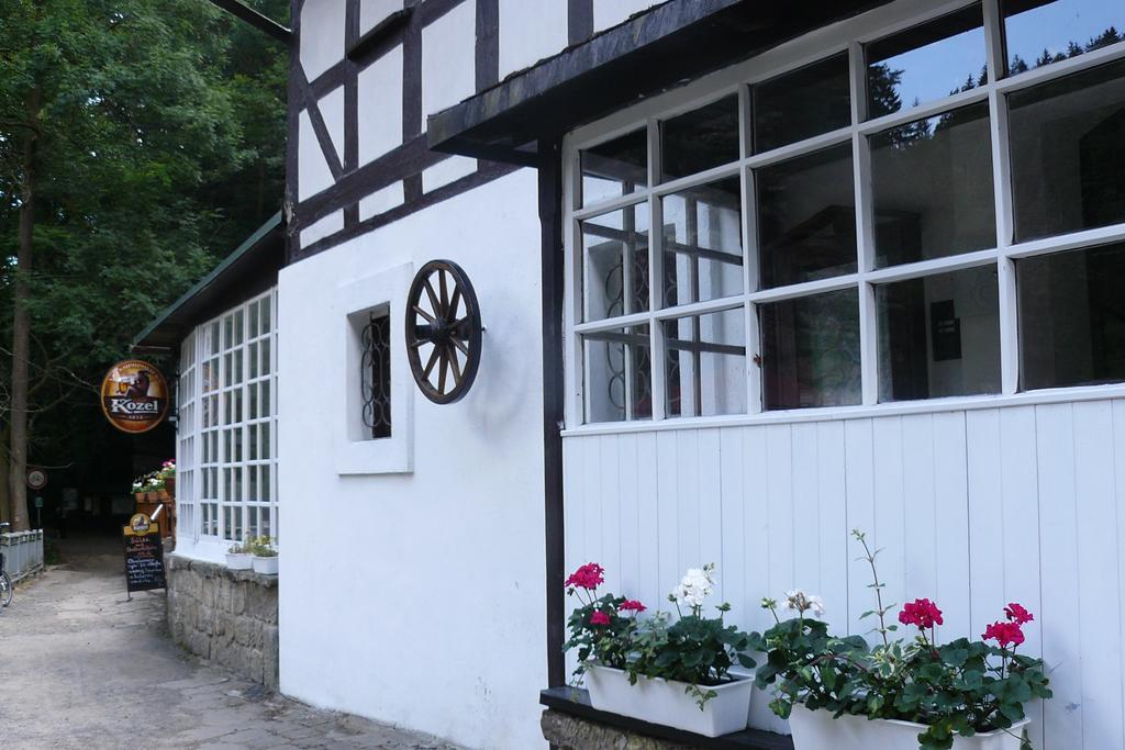 Pension Soutesky Hřensko Exterior foto